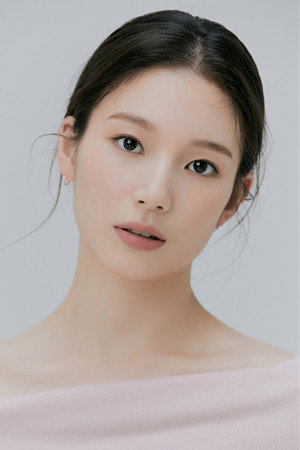 Han Dong Hee